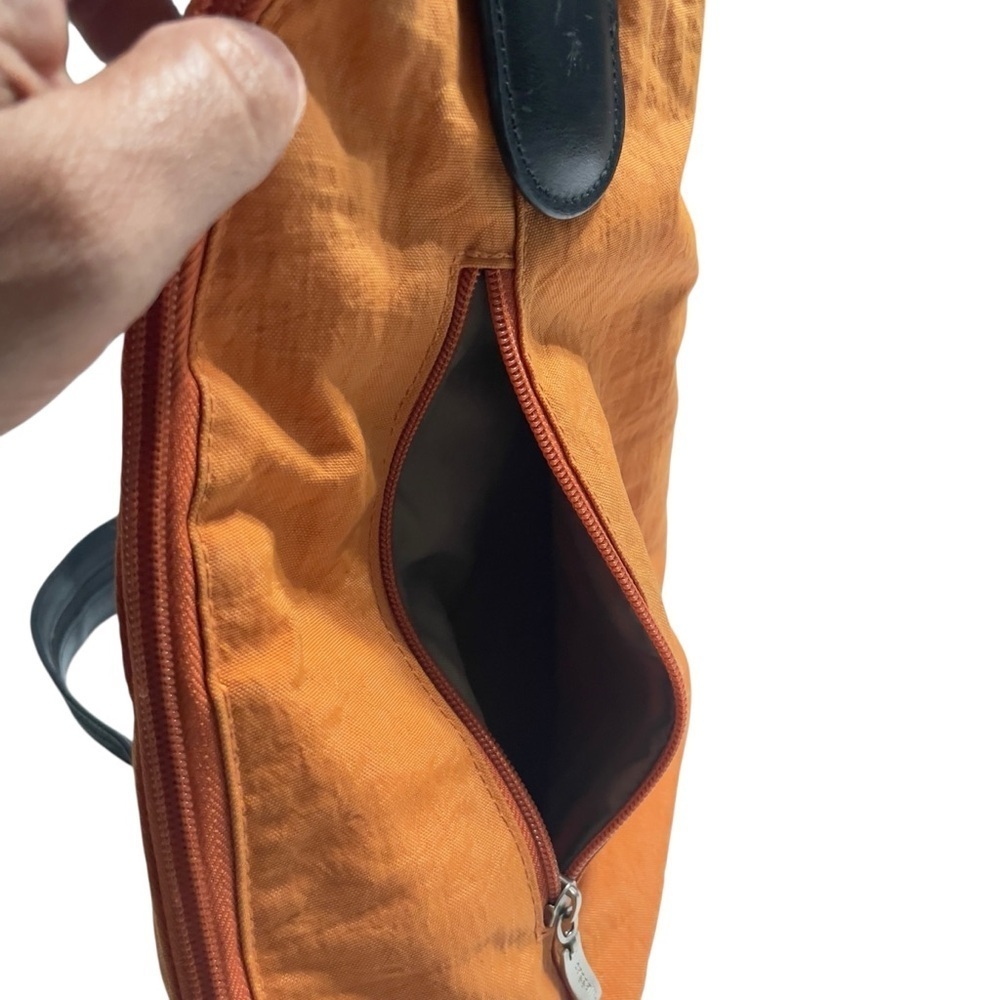 VTG Baggallini Metro Convertible Backpack Nylon Rust Orange Red - Picture 7 of 12